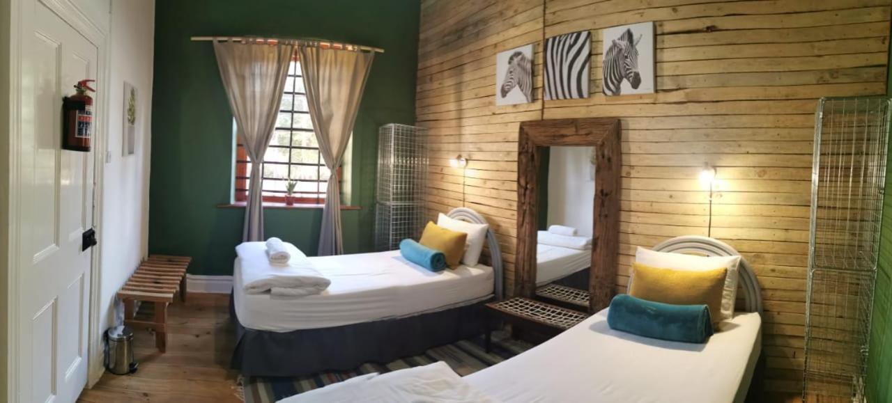 Uthando Backpackers Lodge Oudtshoorn Εξωτερικό φωτογραφία
